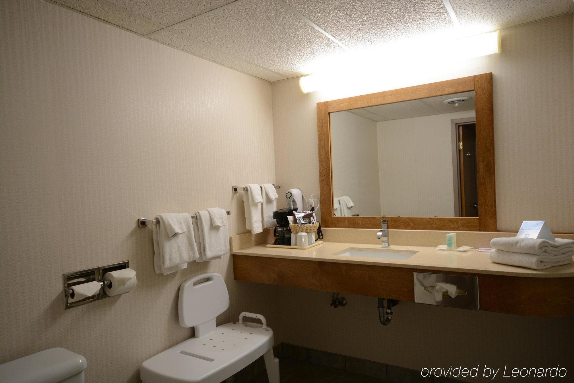 Comfort Inn Mont Laurier Экстерьер фото